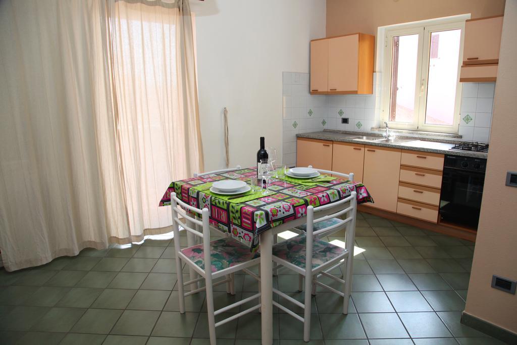 La Contessa Aparthotel Santa Teresa Gallura Eksteriør bilde